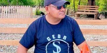 Praktisi Hukum Maluku Sami Latbual Apresiasi Bupati La Hamidi, Dorong ASN Lebih Disiplin dan Dekat dengan Rakyat