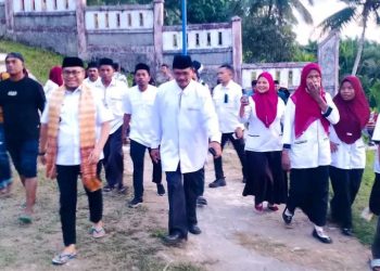Bupati Buru Selatan Kunjungi Empat Desa di Ambalau, Tinjau Revitalisasi Sekolah dan Kegiatan Aroha