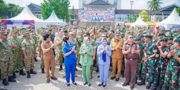 TNI Hadir Membawa Manfaat Ekonomi, Bazar Murah Semarakkan HUT ke-81