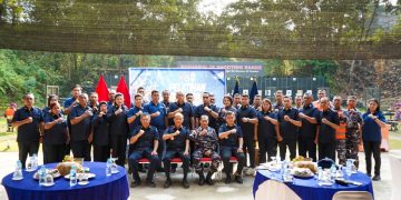 Kodaeral IX Latih Personel Imigrasi Maluku Menembak Pistol