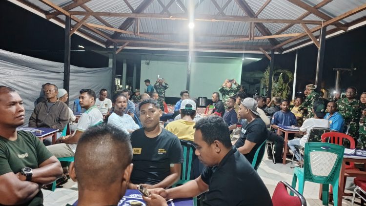 Publik Bursel Apresiasi Jajaran TNI, Dispora dan Pengcab ORADO Bursel Gelar Kejuaraan Domino