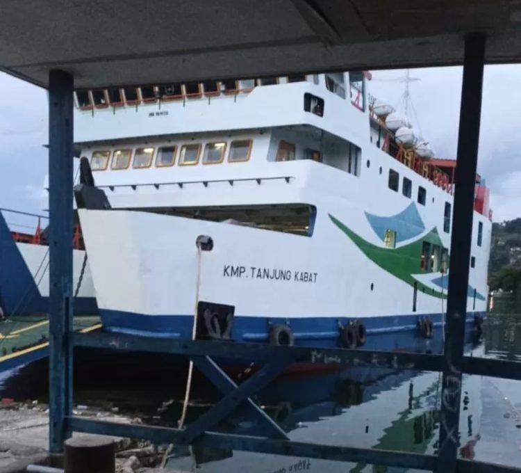 Transportasi Laut Bursel Perlu Perhatian Serius, Bupati, DPRD dan Dishub, Diminta Bergerak Dalam Melayani Masyarakat