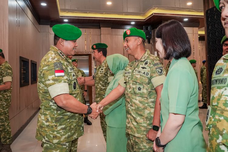 Naik Pangkat, Pangdam Pattimura Pesan Perwira Tingkatkan Kualitas Diri dan Pengabdian