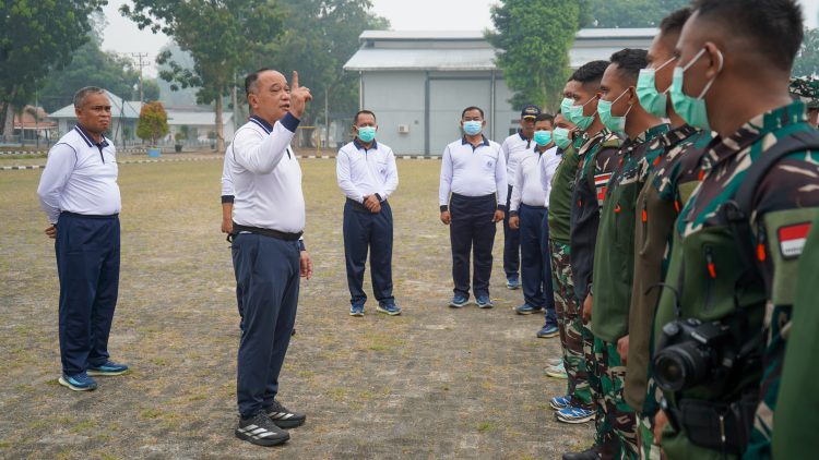 Atasi Dampak Kebakaran Hutan, TNI AL Kodaeral IX Kerahkan Satgas Karhutla ke Maluku Tengah