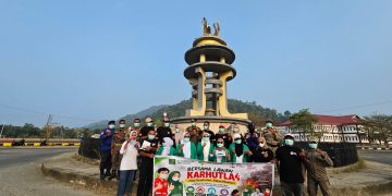 PMI dan Fatayat NU Buru Selatan Tunjukkan Kepedulian, Bagikan Masker dan Vitamin di Tengah Kabut Asap