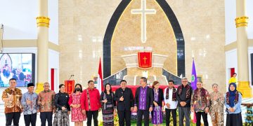 Hadiri MPL Sinode GPM, Gubernur Sapa Ketum dan PB AMGPM, tetapi Bungkam soal Absen di MPP